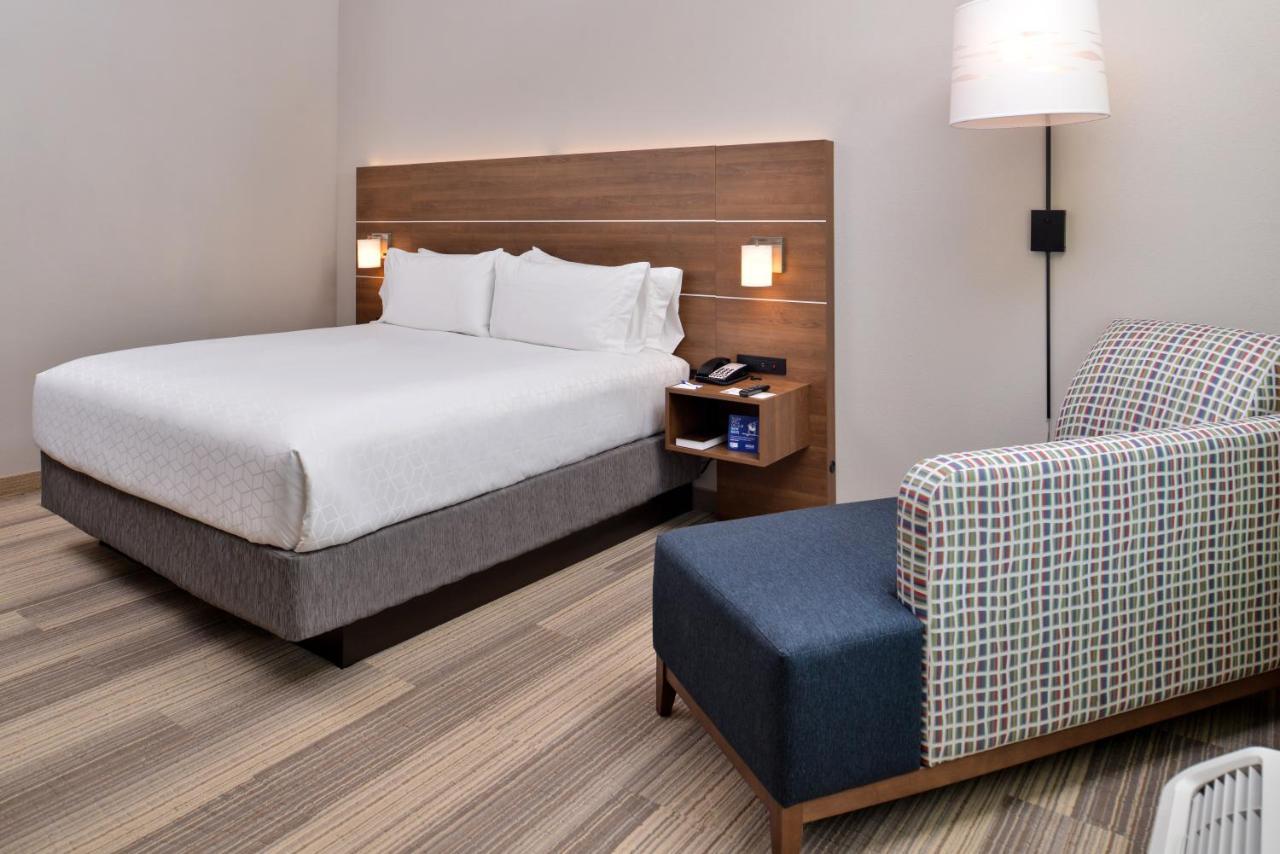 Holiday Inn Express Melbourne West By Ihg West Melbourne Zewnętrze zdjęcie