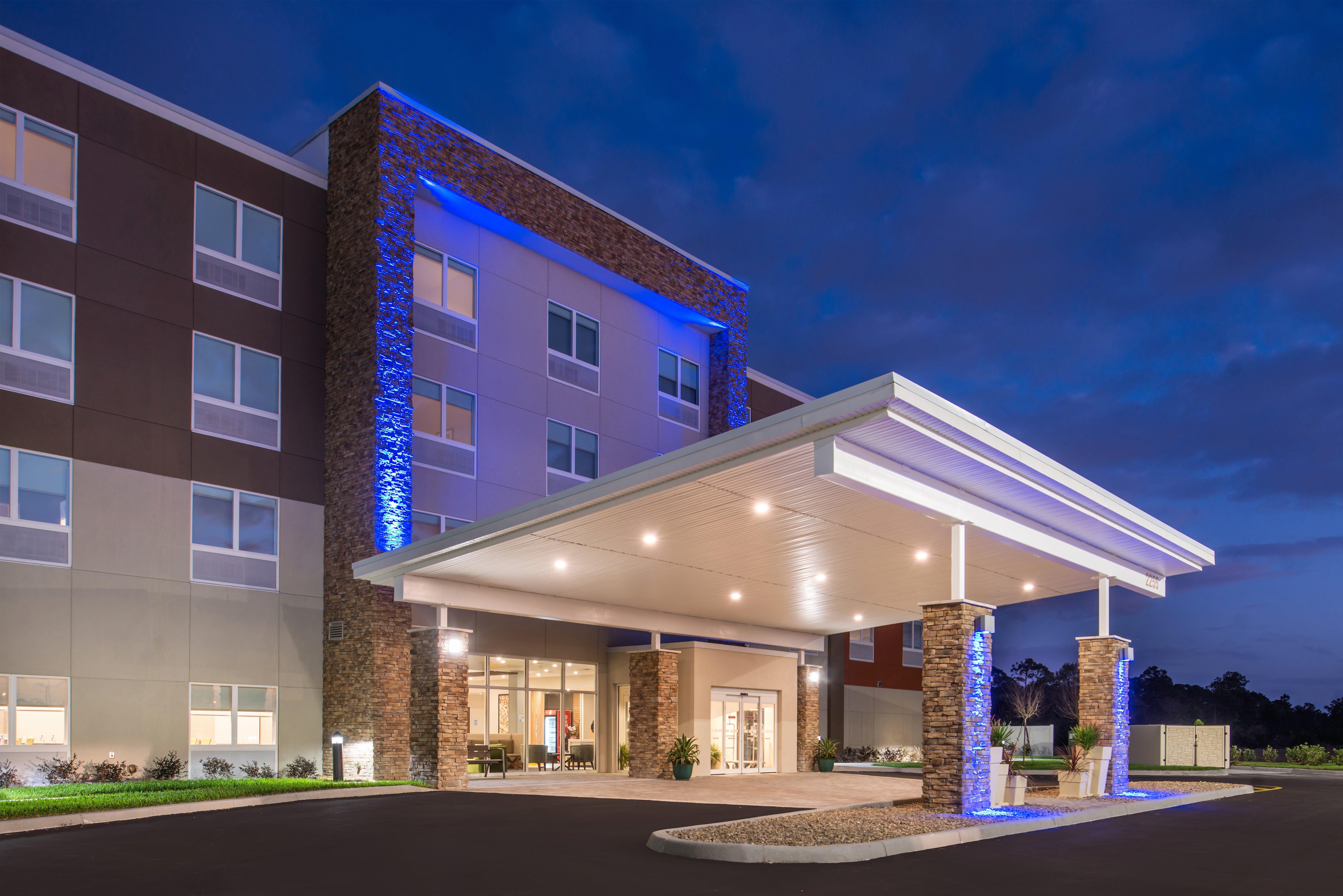 Holiday Inn Express Melbourne West By Ihg West Melbourne Zewnętrze zdjęcie