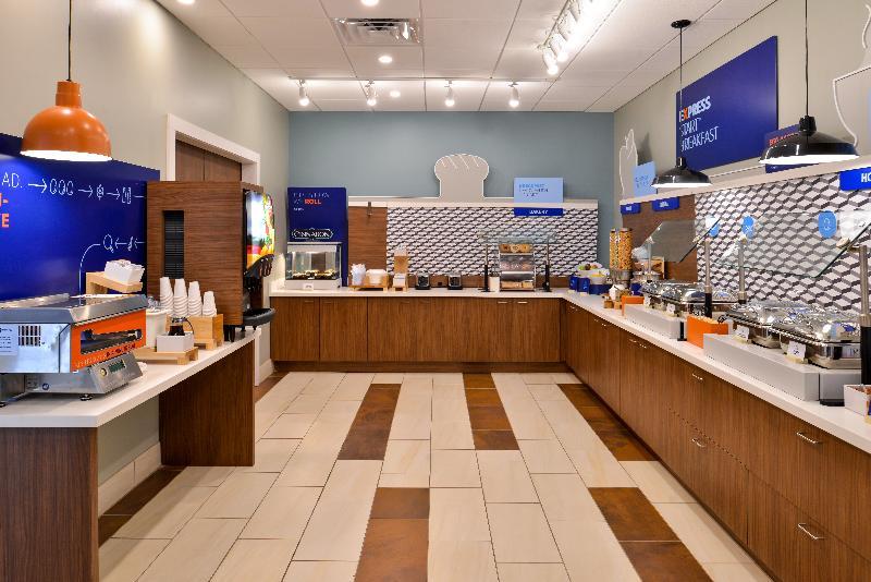 Holiday Inn Express Melbourne West By Ihg West Melbourne Zewnętrze zdjęcie